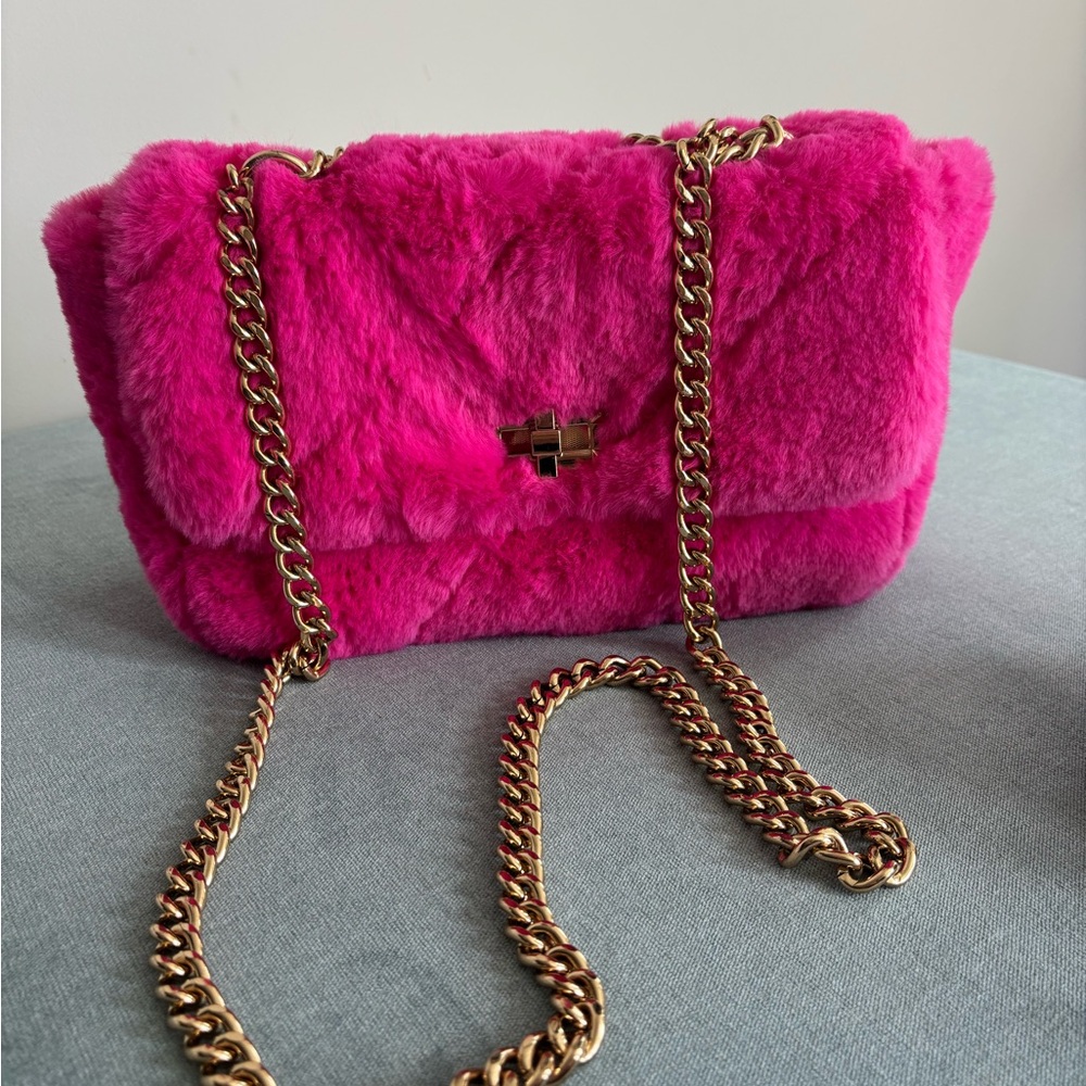 Fuchsia Faux Fur Chain Shoulder Bag